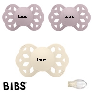 BIBS Infinity Sutter med navn str2, 1 Ivory, 2 Dusky Lilac Symmetrisk Silikone